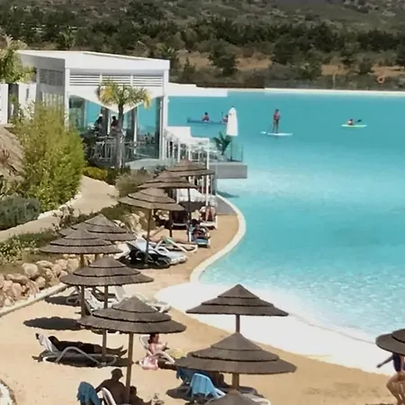 Alcazaba Lagoon, *