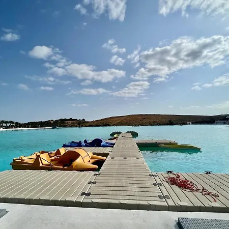 Alcazaba Lagoon, * 에스테포나