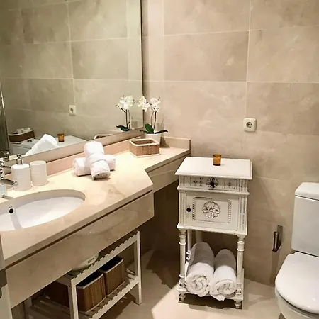 Alcazaba Lagoon, Apartman