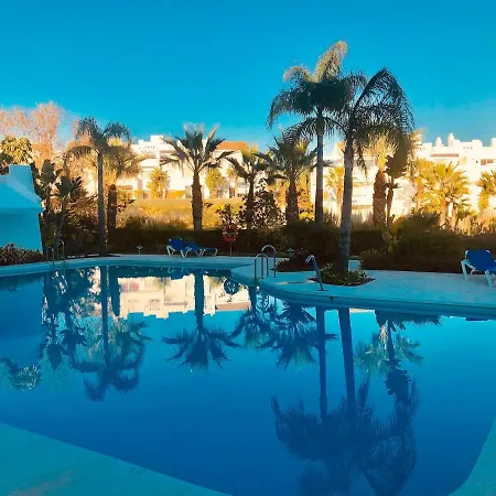 Alcazaba Lagoon, *