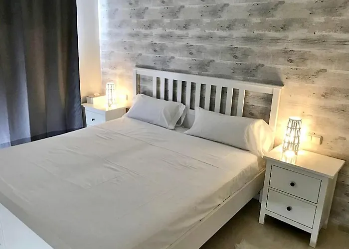 Alcazaba Lagoon, Estepona