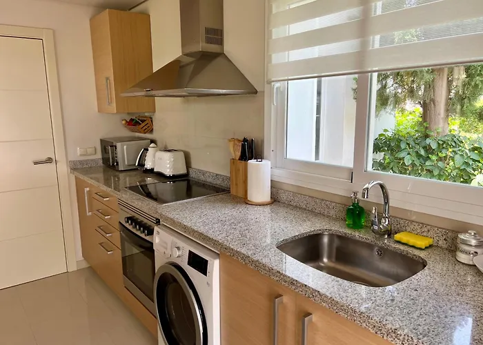 Alcazaba Lagoon, Apartment *